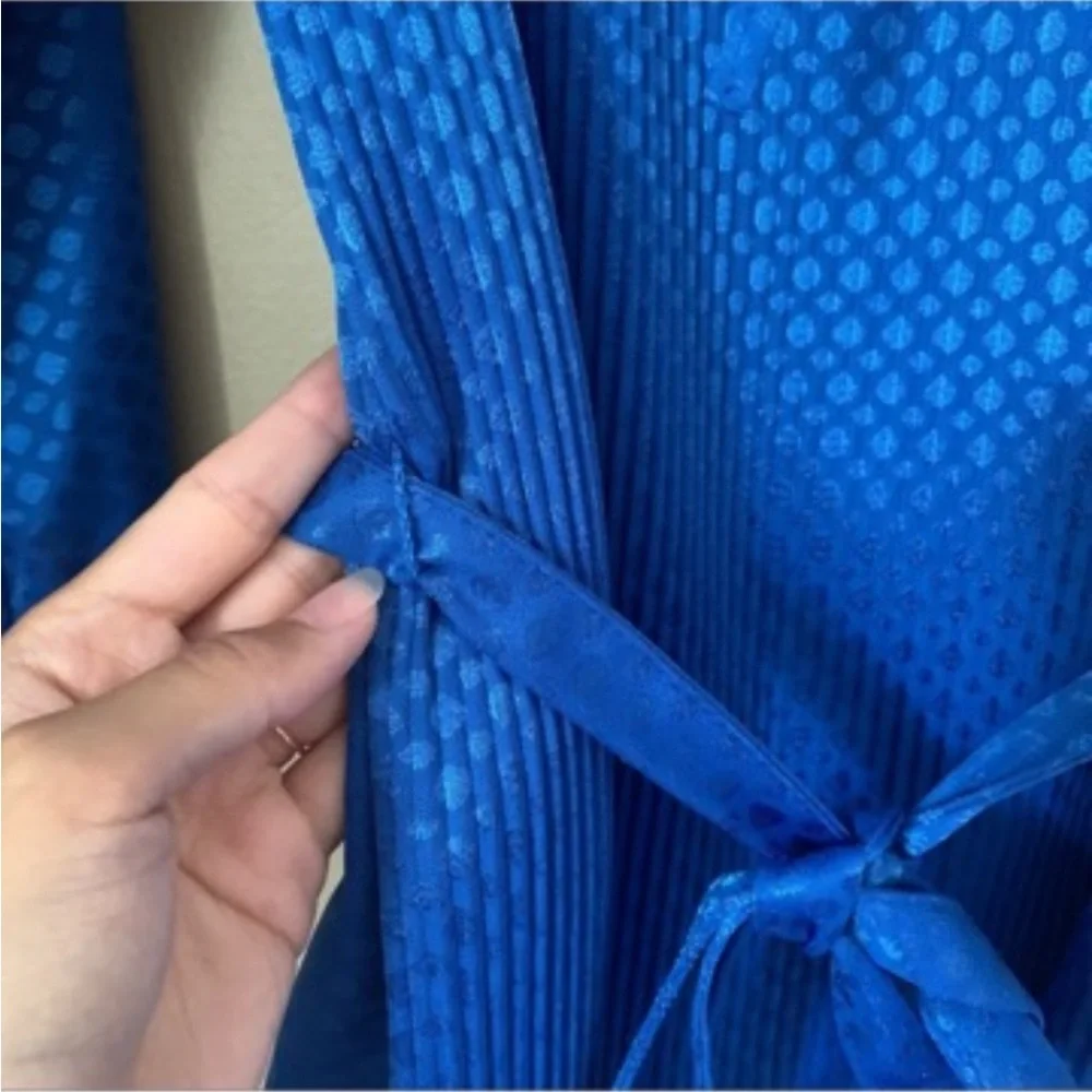 Vintage Blue Polka Dot Blouse and Skirt Set - Picture 6 of 14